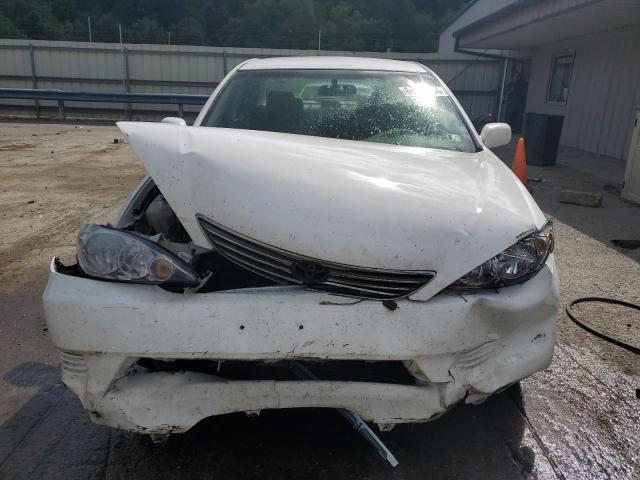 Photo 4 VIN: 4T1BE32K85U600142 - TOYOTA CAMRY LE 