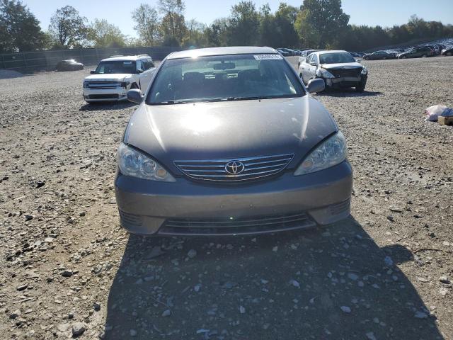 Photo 4 VIN: 4T1BE32K85U964738 - TOYOTA CAMRY LE 