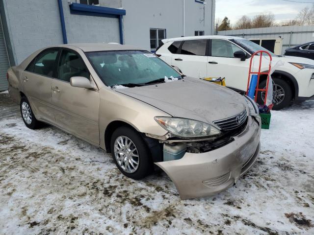 Photo 3 VIN: 4T1BE32K85U977389 - TOYOTA CAMRY 