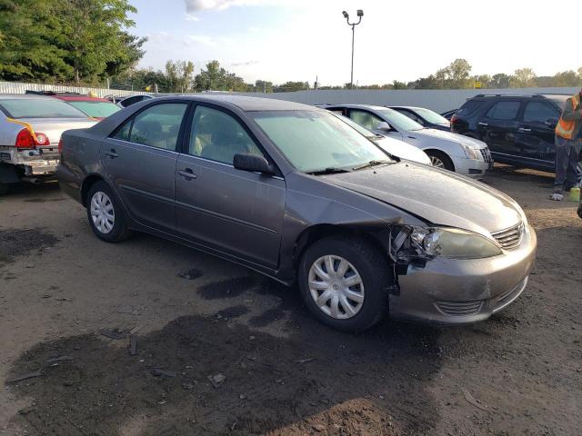 Photo 3 VIN: 4T1BE32K85U993169 - TOYOTA CAMRY LE 