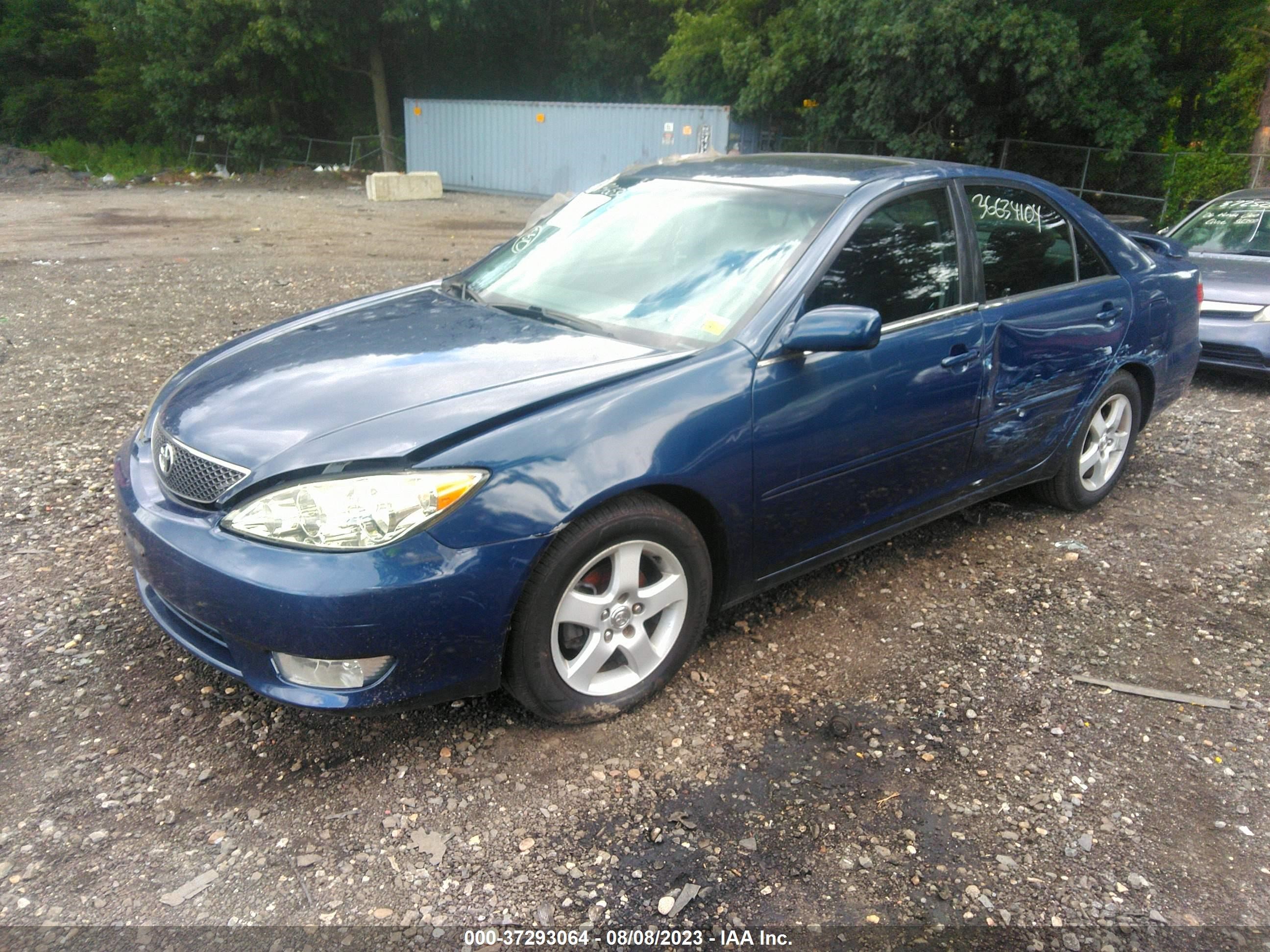 Photo 1 VIN: 4T1BE32K86U111421 - TOYOTA CAMRY 