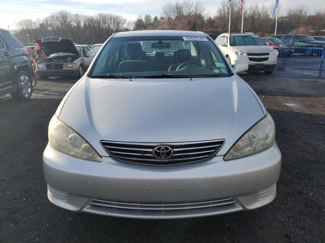 Photo 4 VIN: 4T1BE32K86U113850 - TOYOTA CAMRY LE 