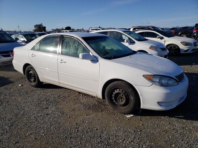 Photo 3 VIN: 4T1BE32K86U121821 - TOYOTA CAMRY 