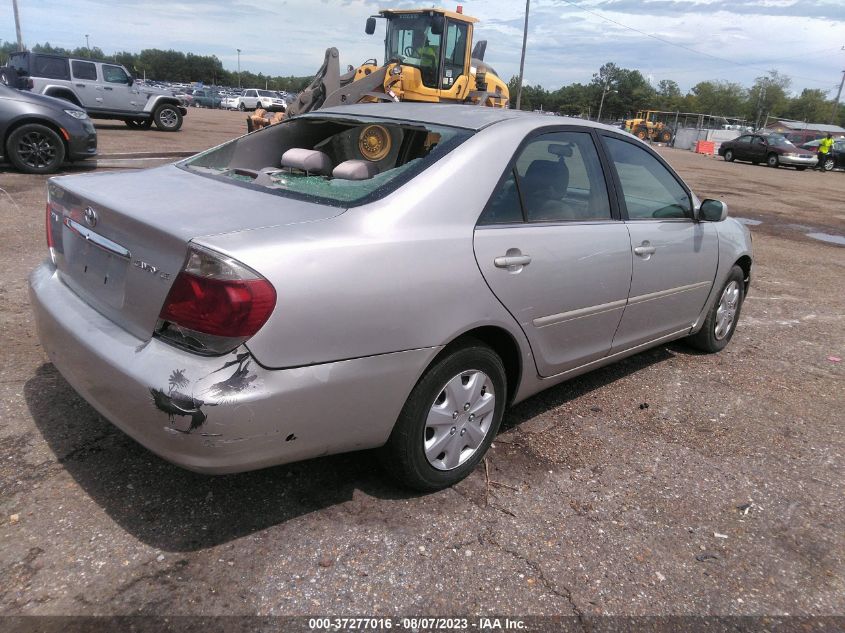 Photo 3 VIN: 4T1BE32K86U162515 - TOYOTA CAMRY 