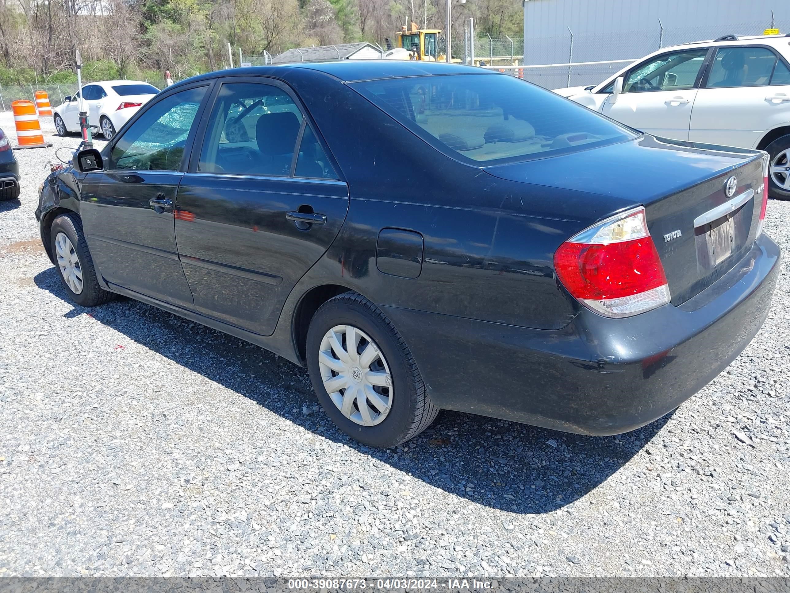 Photo 2 VIN: 4T1BE32K86U709766 - TOYOTA CAMRY 