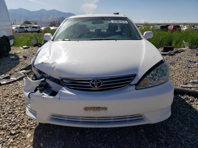 Photo 4 VIN: 4T1BE32K86U739186 - TOYOTA CAMRY LE 