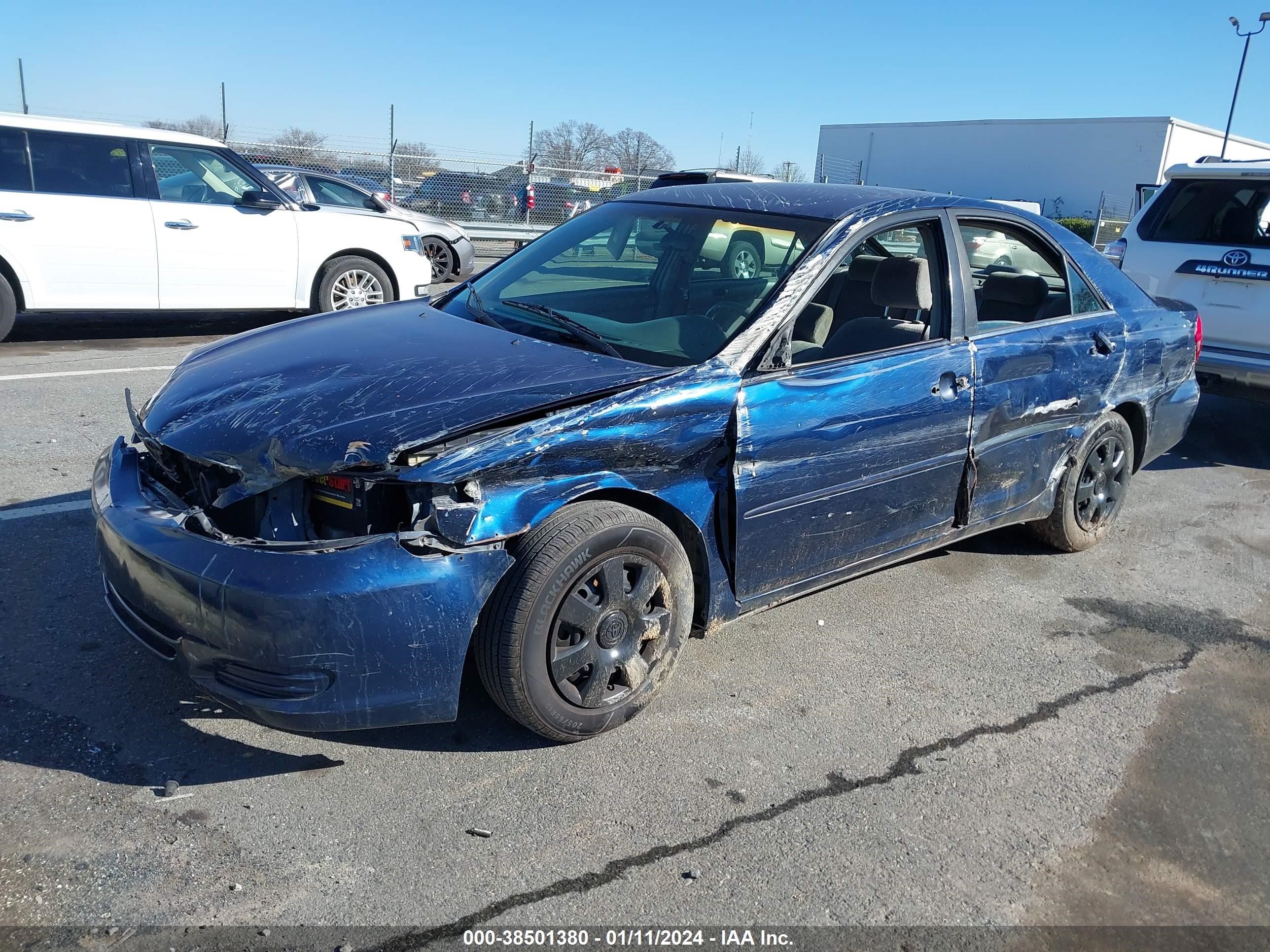 Photo 1 VIN: 4T1BE32K92U551867 - TOYOTA CAMRY 