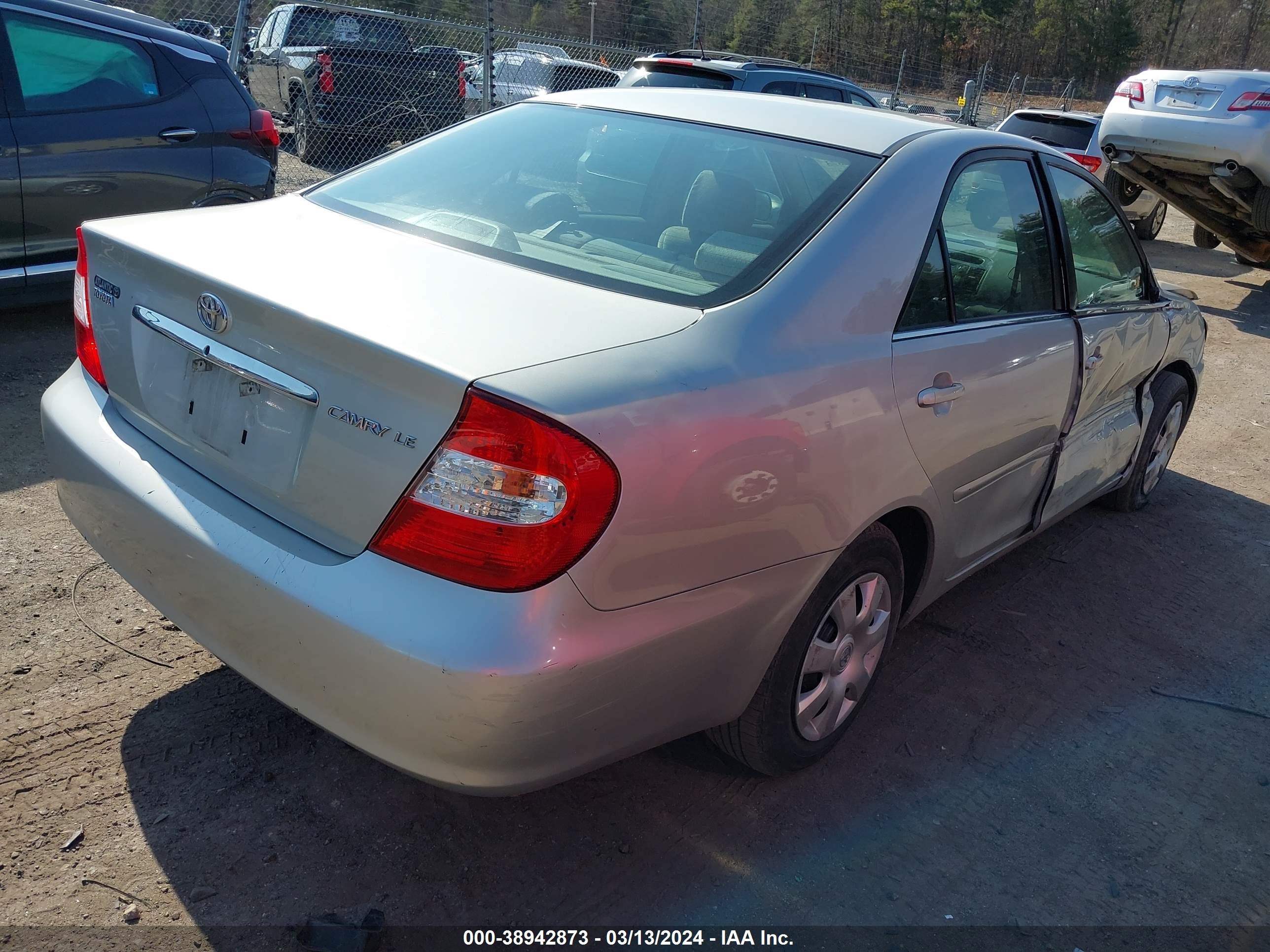 Photo 3 VIN: 4T1BE32K93U135321 - TOYOTA CAMRY 