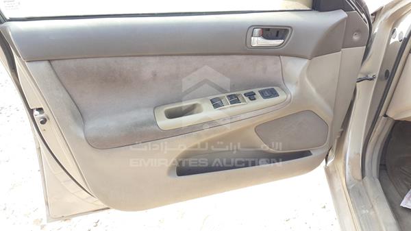 Photo 8 VIN: 4T1BE32K93U649153 - TOYOTA CAMRY 