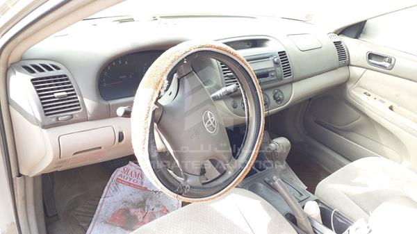 Photo 9 VIN: 4T1BE32K93U649153 - TOYOTA CAMRY 