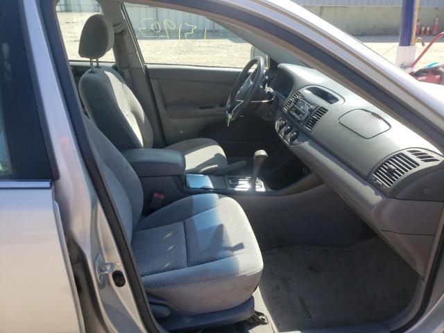 Photo 4 VIN: 4T1BE32K93U693539 - TOYOTA CAMRY LE 