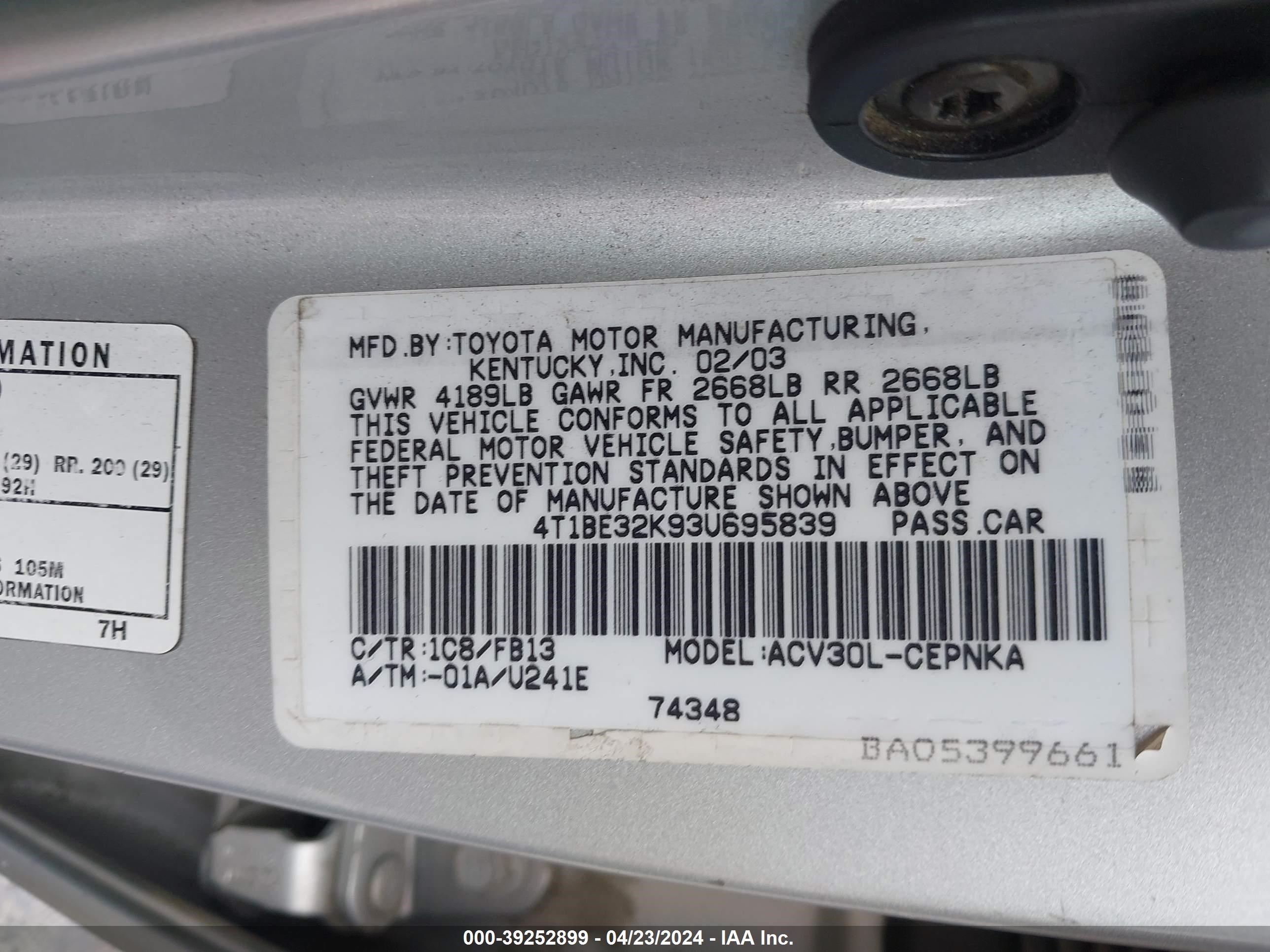 Photo 8 VIN: 4T1BE32K93U695839 - TOYOTA CAMRY 