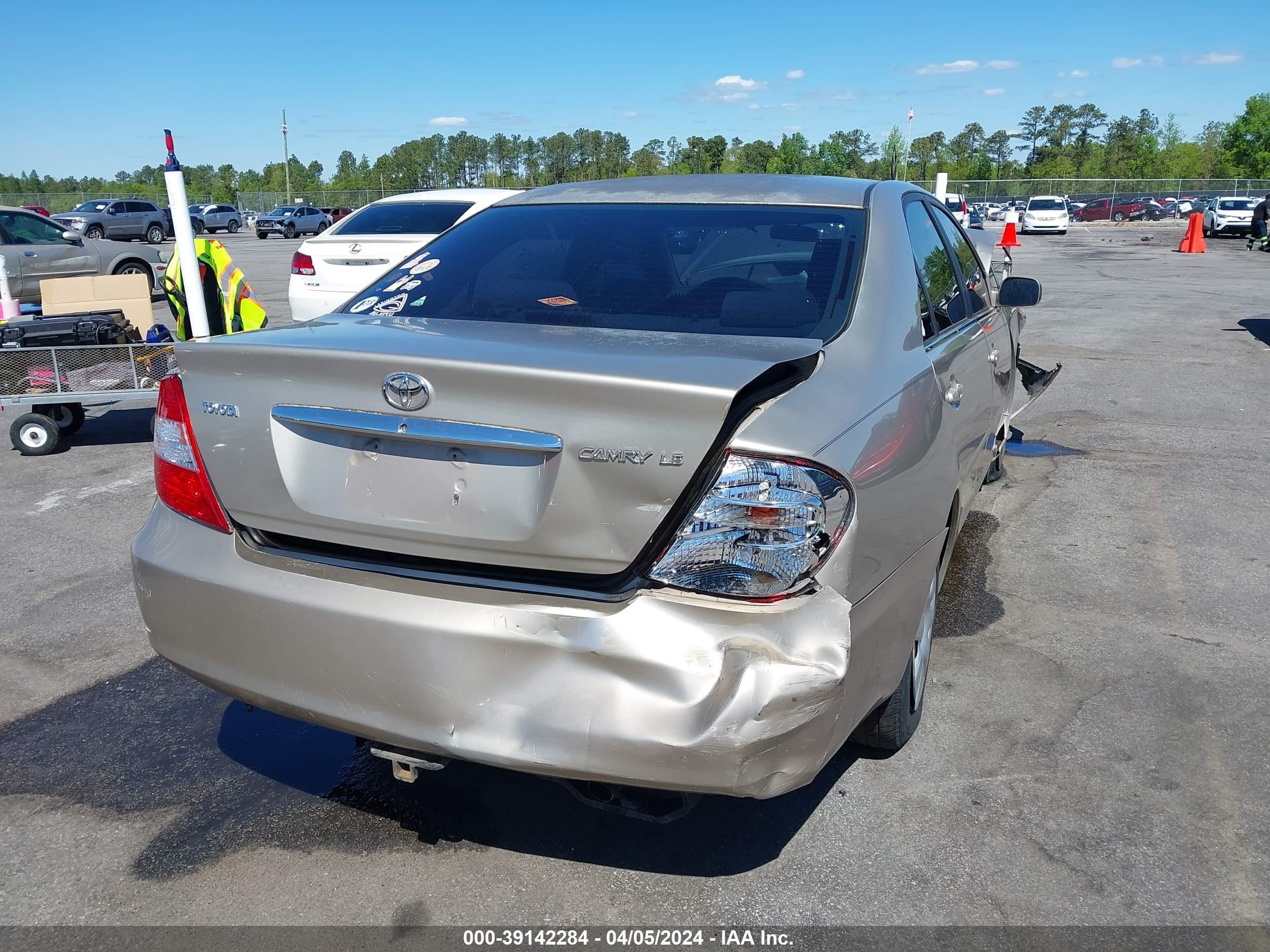 Photo 16 VIN: 4T1BE32K93U736521 - TOYOTA CAMRY 