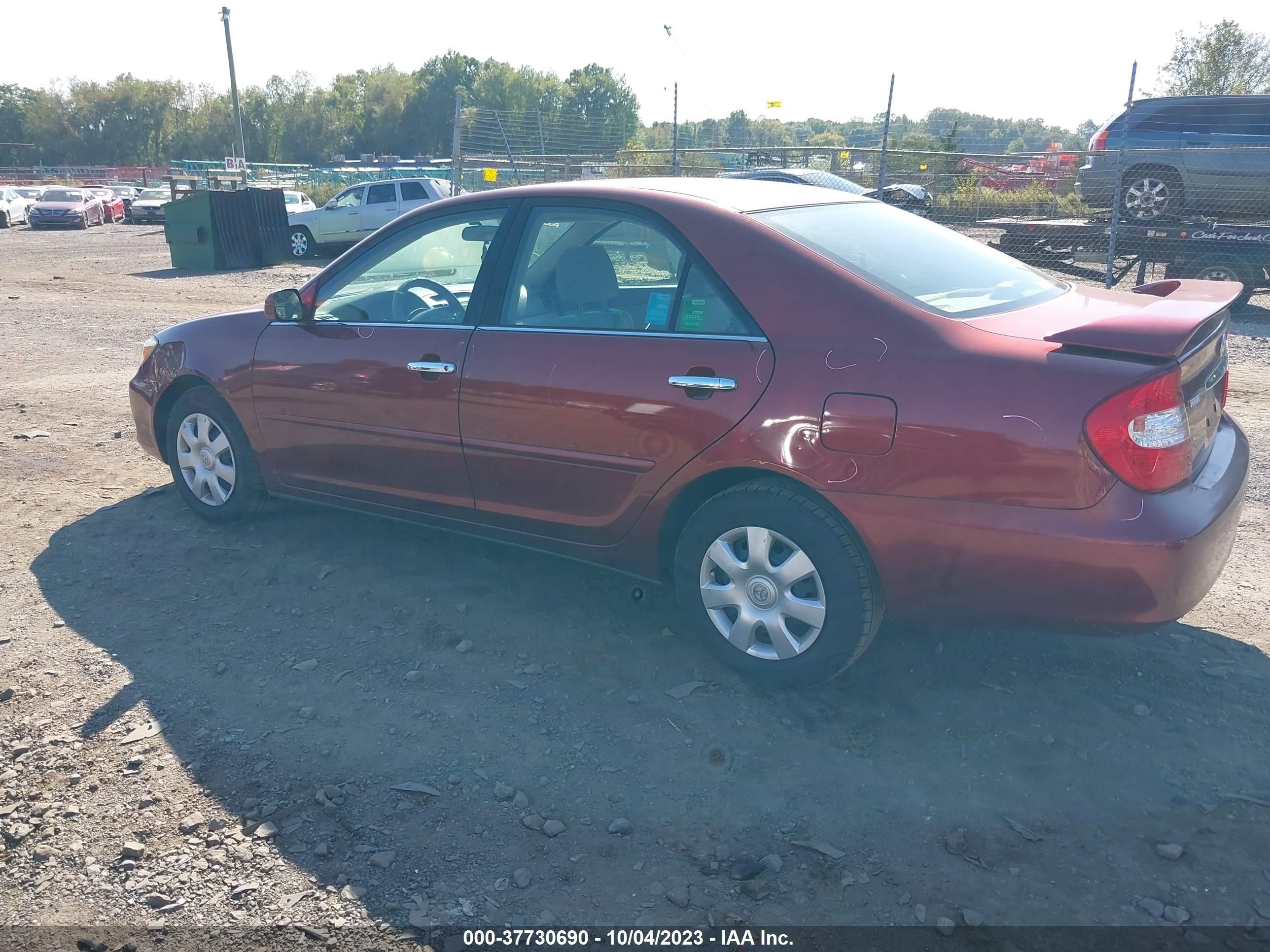 Photo 2 VIN: 4T1BE32K94U297841 - TOYOTA CAMRY 