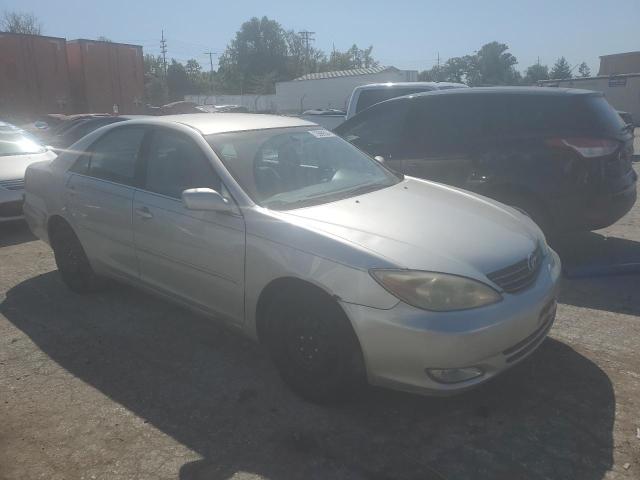 Photo 3 VIN: 4T1BE32K94U839231 - TOYOTA CAMRY LE 