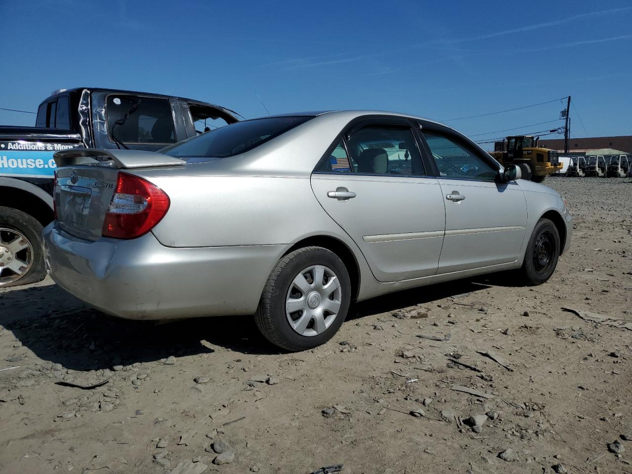 Photo 2 VIN: 4T1BE32K94U878031 - TOYOTA CAMRY 