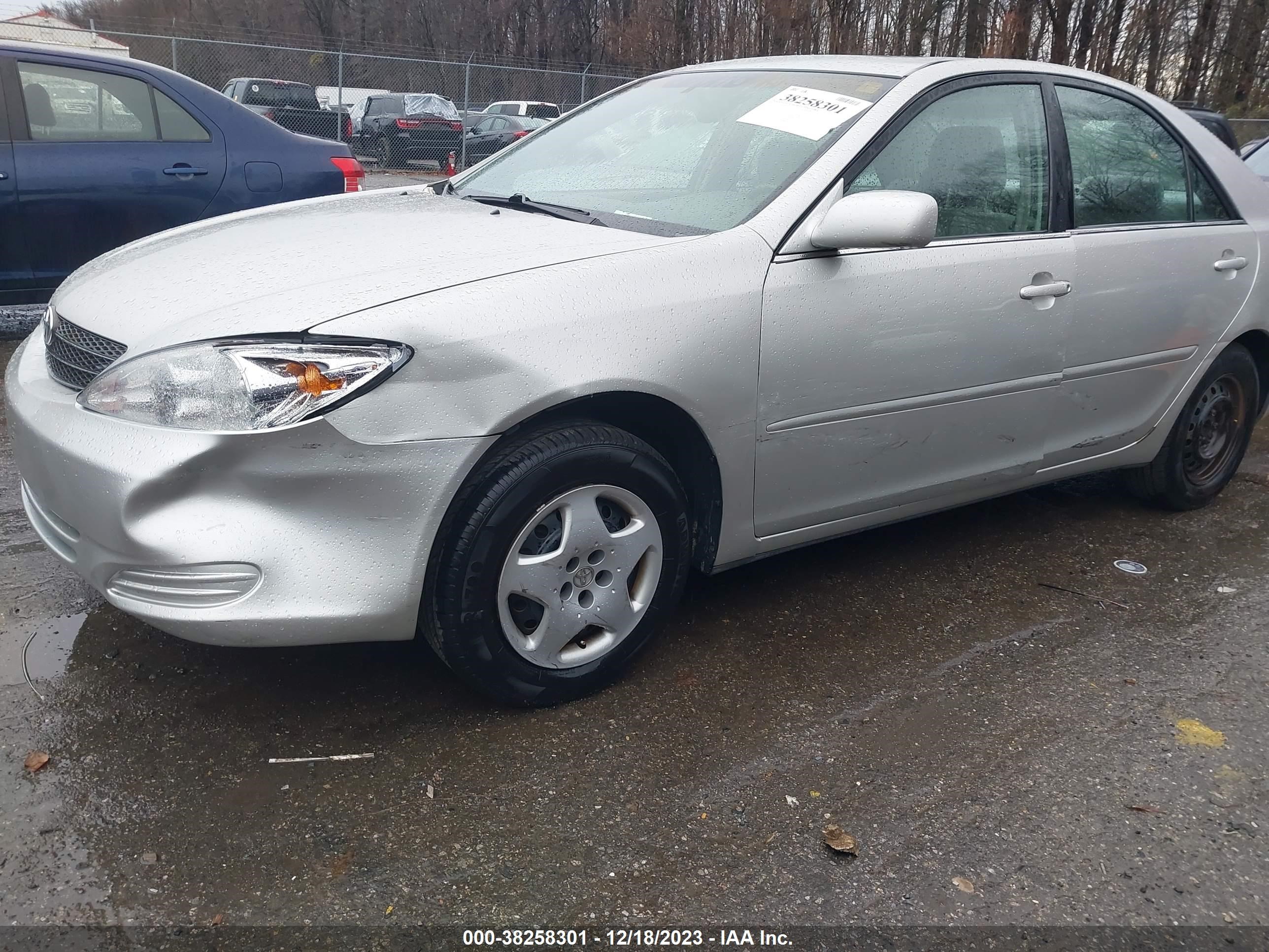 Photo 5 VIN: 4T1BE32K94U932122 - TOYOTA CAMRY 