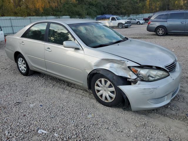 Photo 3 VIN: 4T1BE32K95U542400 - TOYOTA CAMRY 