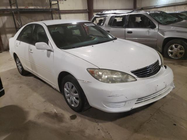 Photo 3 VIN: 4T1BE32K95U593556 - TOYOTA CAMRY 