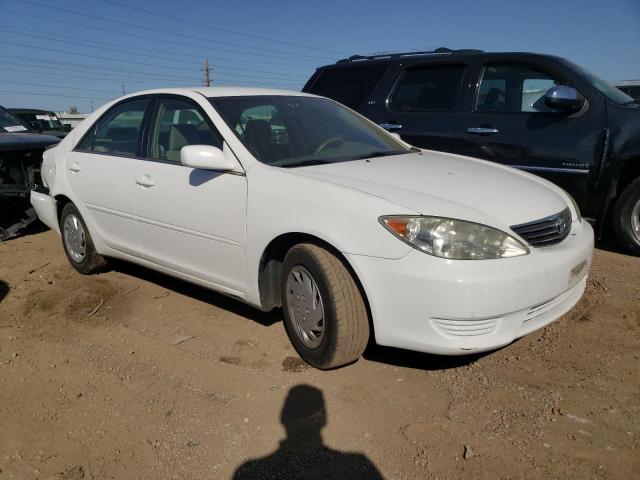 Photo 3 VIN: 4T1BE32K95U606774 - TOYOTA CAMRY 