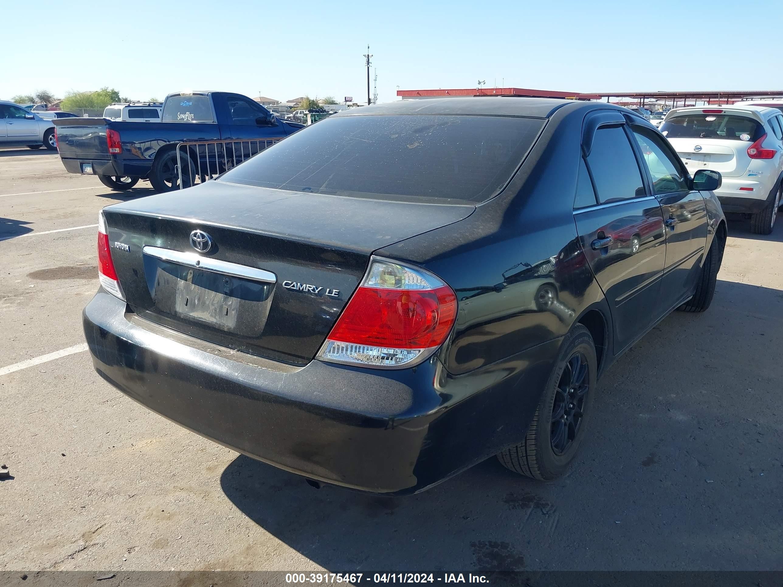 Photo 3 VIN: 4T1BE32K95U622151 - TOYOTA CAMRY 