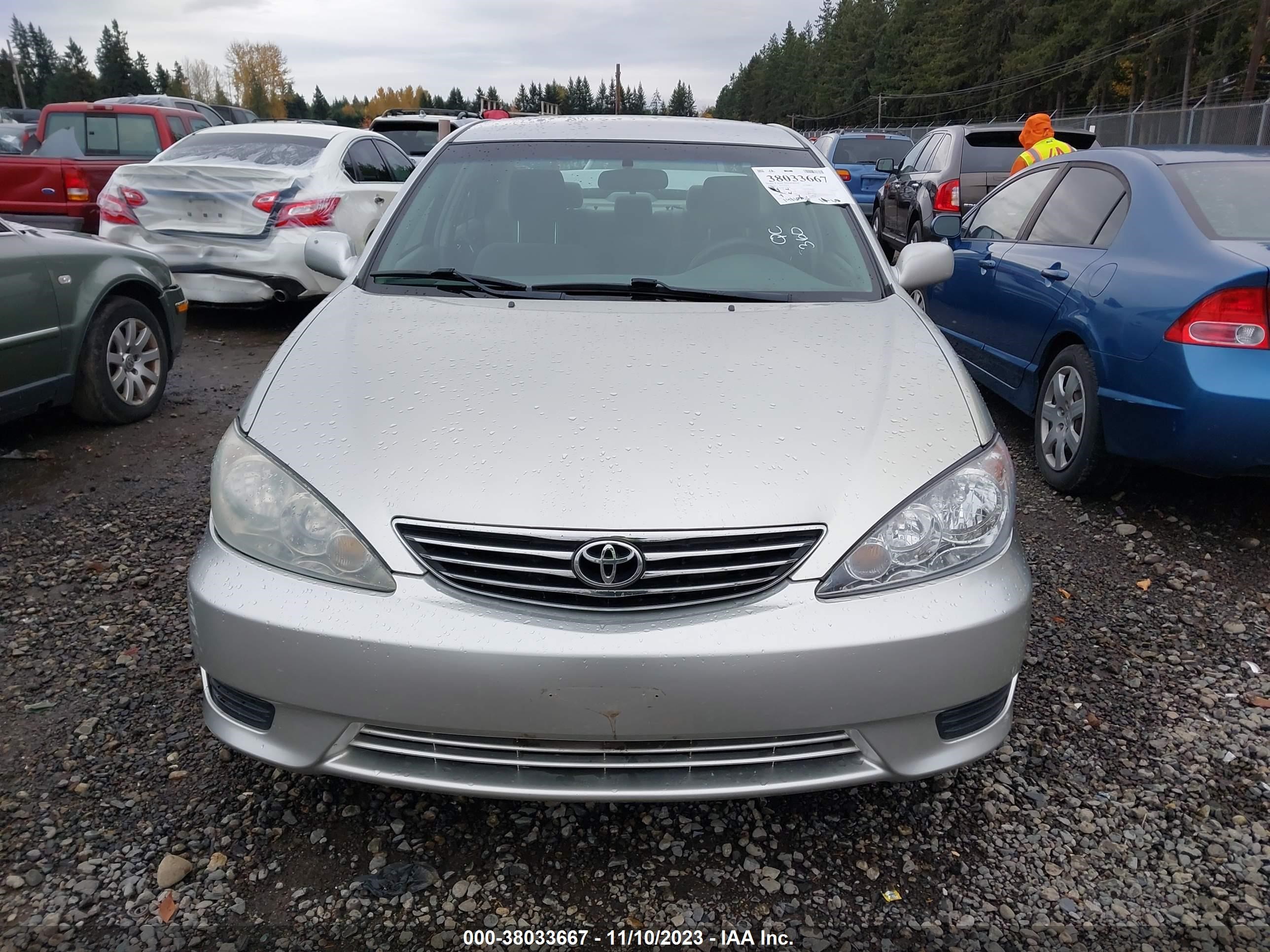 Photo 12 VIN: 4T1BE32K96U106308 - TOYOTA CAMRY 