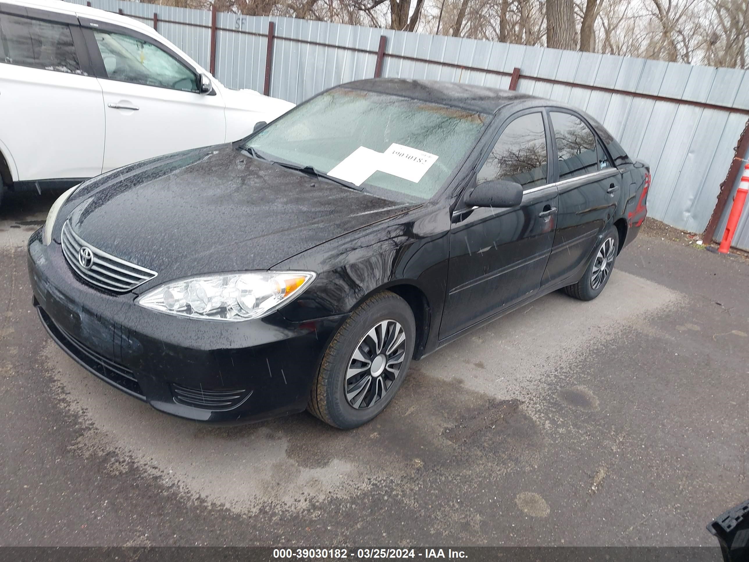 Photo 1 VIN: 4T1BE32K96U642076 - TOYOTA CAMRY 