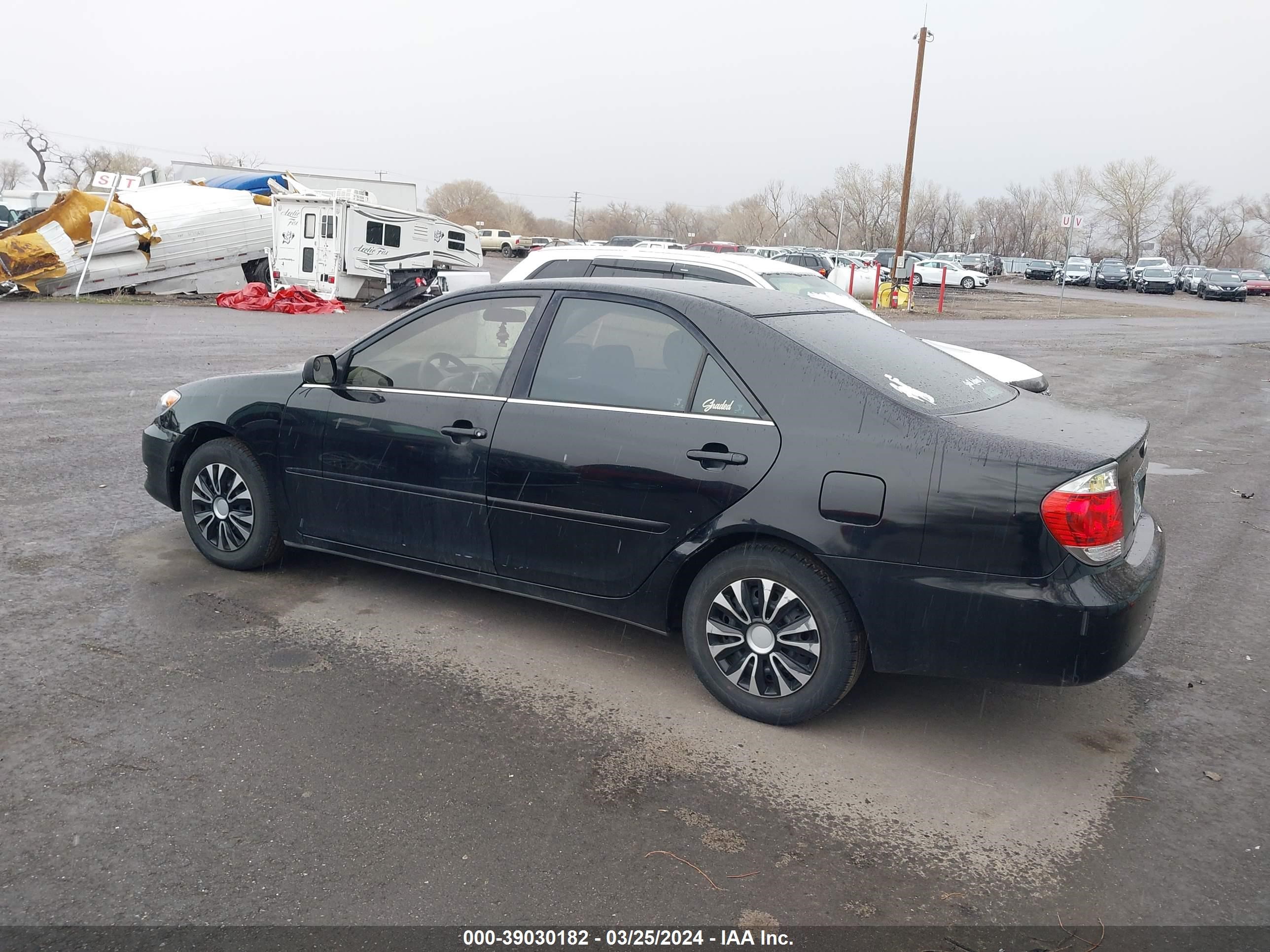 Photo 2 VIN: 4T1BE32K96U642076 - TOYOTA CAMRY 