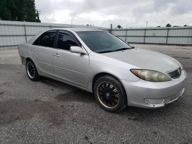 Photo 3 VIN: 4T1BE32K96U647410 - TOYOTA CAMRY LE 