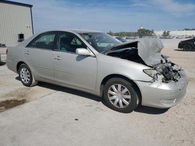 Photo 3 VIN: 4T1BE32K96U698003 - TOYOTA CAMRY 