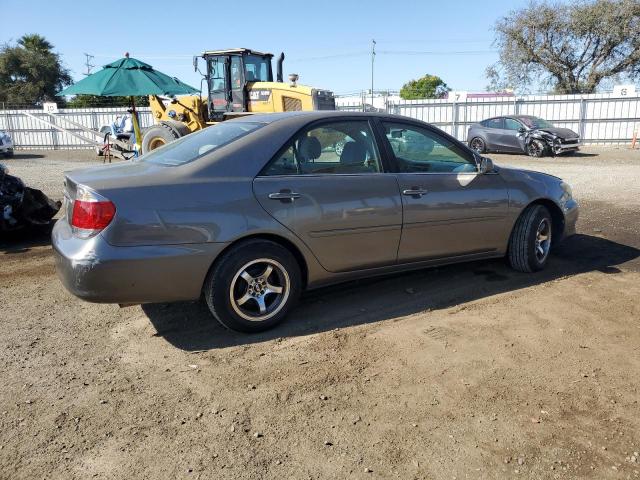 Photo 2 VIN: 4T1BE32K96U705127 - TOYOTA CAMRY LE 