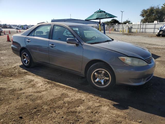 Photo 3 VIN: 4T1BE32K96U705127 - TOYOTA CAMRY LE 