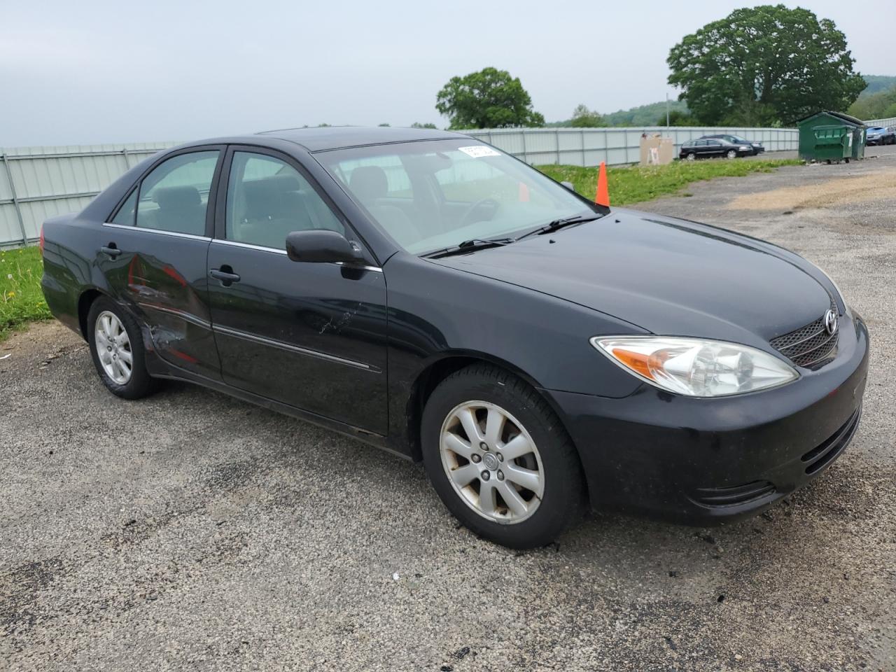 Photo 3 VIN: 4T1BE32KX2U030057 - TOYOTA CAMRY 