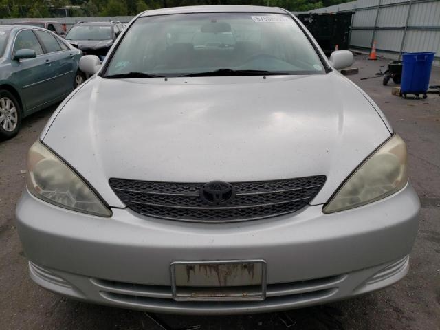 Photo 4 VIN: 4T1BE32KX3U717105 - TOYOTA CAMRY 