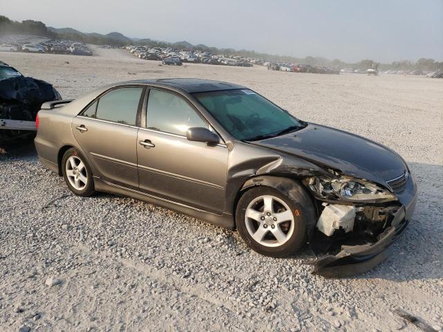 Photo 3 VIN: 4T1BE32KX4U909853 - TOYOTA CAMRY LE 