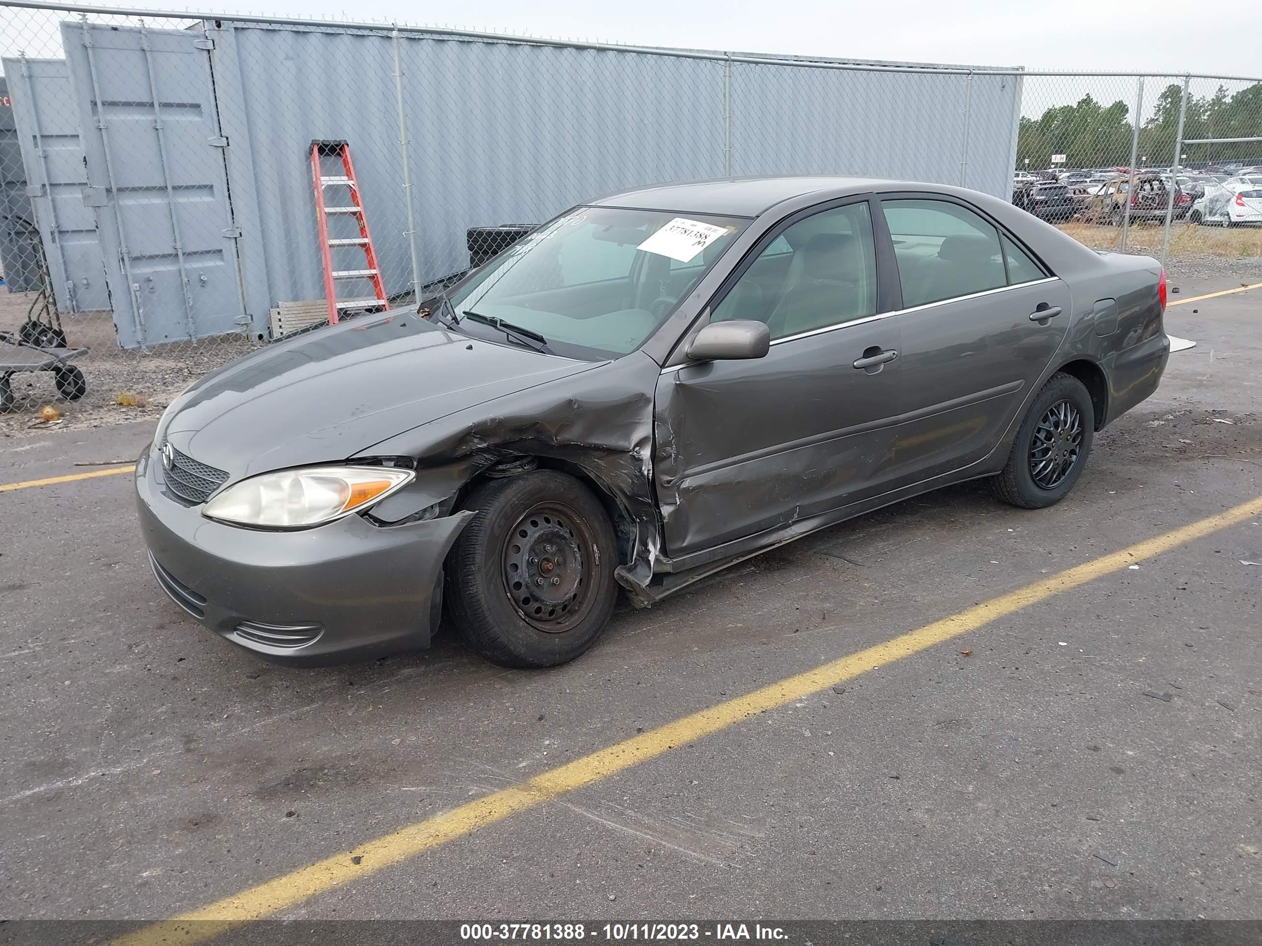 Photo 1 VIN: 4T1BE32KX4U917998 - TOYOTA CAMRY 