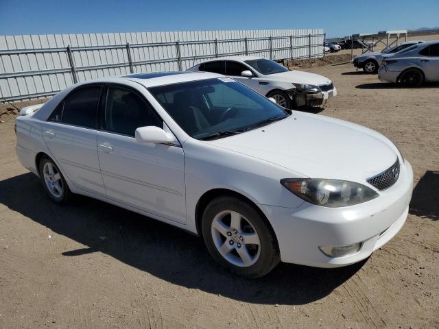 Photo 3 VIN: 4T1BE32KX5U005731 - TOYOTA CAMRY LE 