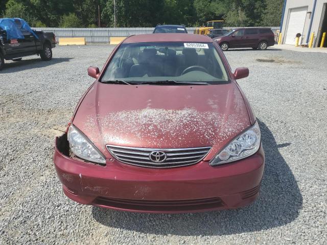 Photo 4 VIN: 4T1BE32KX5U055156 - TOYOTA CAMRY 