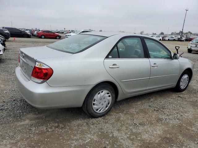 Photo 2 VIN: 4T1BE32KX5U071910 - TOYOTA CAMRY LE 