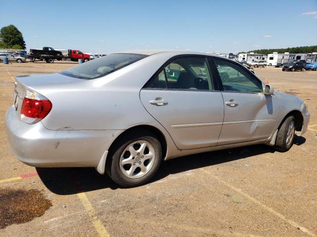 Photo 2 VIN: 4T1BE32KX5U083247 - TOYOTA CAMRY LE 