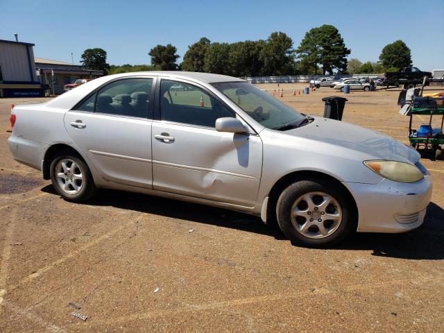 Photo 3 VIN: 4T1BE32KX5U083247 - TOYOTA CAMRY LE 