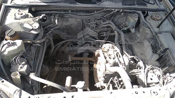 Photo 24 VIN: 4T1BE32KX5U095513 - TOYOTA CAMRY 