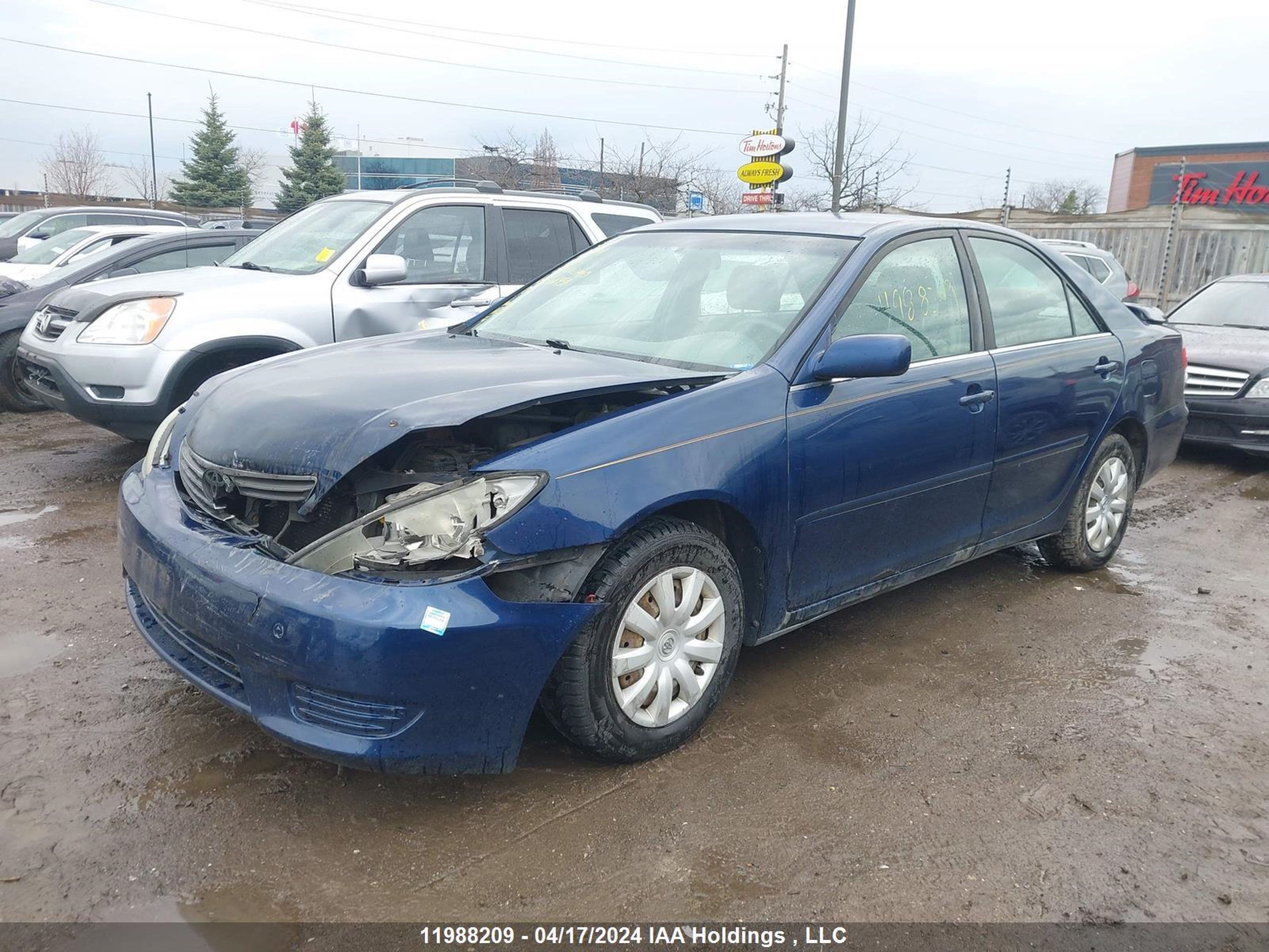 Photo 1 VIN: 4T1BE32KX5U404011 - TOYOTA CAMRY 