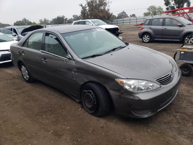 Photo 3 VIN: 4T1BE32KX5U507753 - TOYOTA CAMRY 