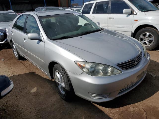 Photo 3 VIN: 4T1BE32KX5U515559 - TOYOTA CAMRY 