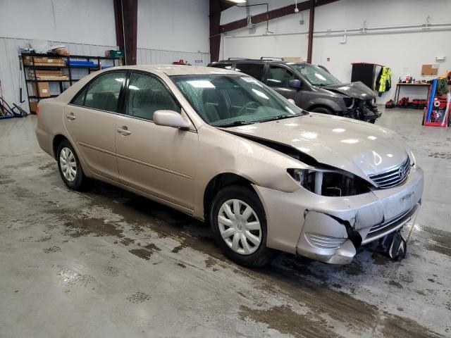 Photo 3 VIN: 4T1BE32KX5U538985 - TOYOTA CAMRY LE 