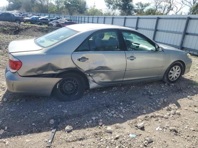 Photo 2 VIN: 4T1BE32KX5U554734 - TOYOTA CAMRY 