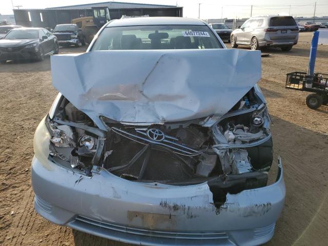 Photo 4 VIN: 4T1BE32KX5U587426 - TOYOTA CAMRY LE 