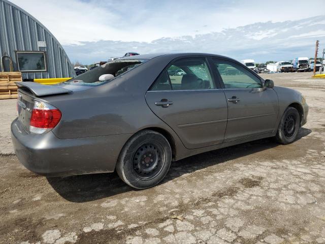 Photo 2 VIN: 4T1BE32KX5U941039 - TOYOTA CAMRY 