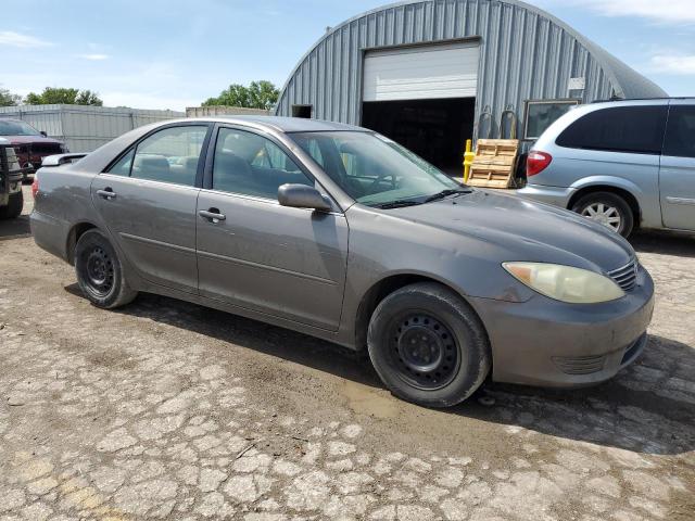 Photo 3 VIN: 4T1BE32KX5U941039 - TOYOTA CAMRY 